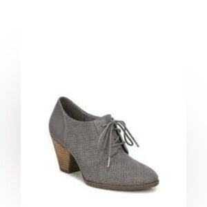 Dr. Scholl’s credit charcoal gray perforated suede heels 8.5 lace up oxford heel